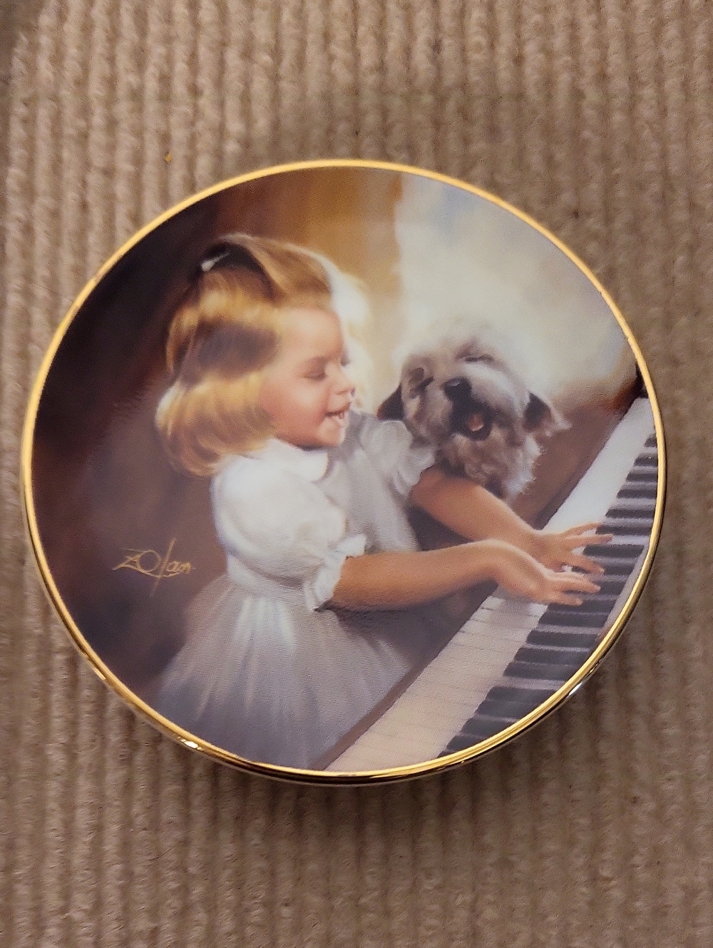 Donald Zolan Miniature Plate "Song for Two"